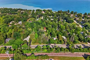 7030 N Lake Dr, Fox Point, WI 53217 - Photo 48