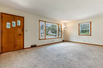 2218  Weston St, La Crosse, WI 54601 - Photo 8