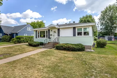 2218  Weston St, La Crosse, WI 54601 - Photo 2