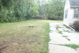 5839 N 35th St, Milwaukee, WI 53209 - Photo 22
