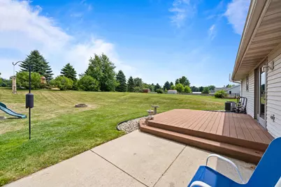 519  Danielson Dr, Darien, WI 53114 - Photo 42