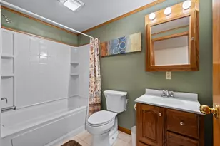 519 Danielson Dr, Darien, WI 53114 - Photo 40