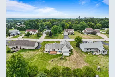 519  Danielson Dr, Darien, WI 53114 - Photo 48
