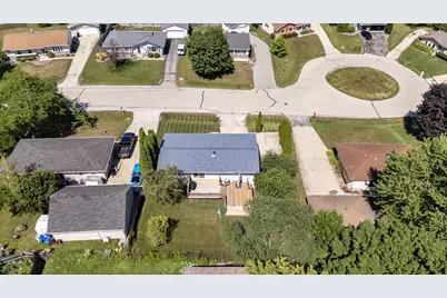 2925  Cherry Tree Ct, Racine, WI 53402 - Photo 36