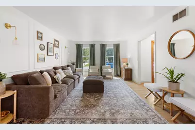 N65W14482  Redwood Dr, Menomonee Falls, WI 53051 - Photo 6