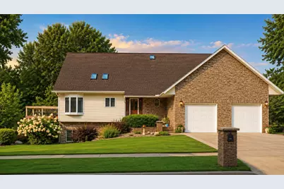 417  Larkspur Ln, Onalaska, WI 54650 - Photo 2
