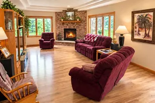 417 Larkspur Ln, Onalaska, WI 54650 - Photo 16