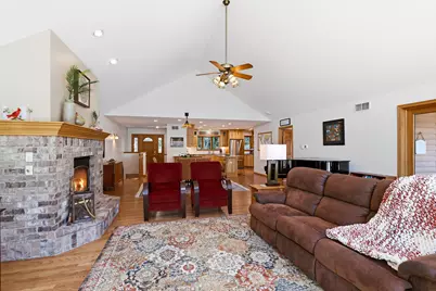 14501 N Shore Dr, Liberty, WI 54245 - Photo 16