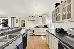 W204S8194 Pasadena Dr, Muskego, WI 53150 - Photo 6