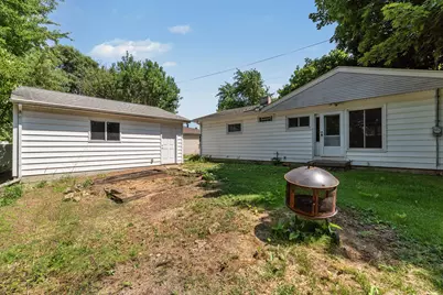 434  Harrison Ave, Waukesha, WI 53186 - Photo 34