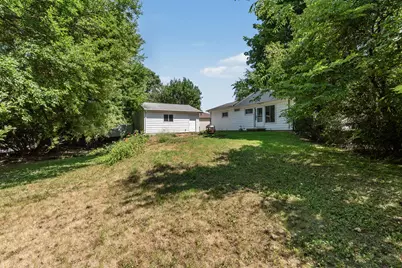 434  Harrison Ave, Waukesha, WI 53186 - Photo 4