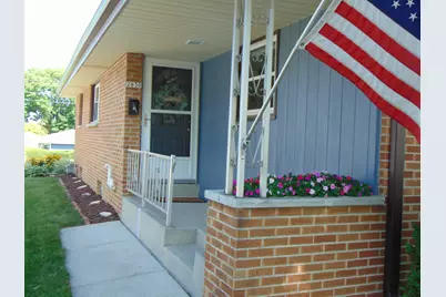 2630 S 94th St, West Allis, WI 53227 - Photo 30