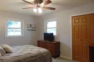 2630 S 94th St, West Allis, WI 53227 - Photo 16
