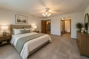 715 Canterberry Ct, West Bend, WI 53090 - Photo 4