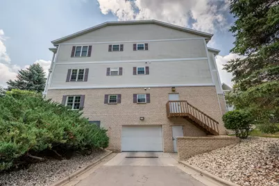 715  Canterberry Ct #212, West Bend, WI 53090 - Photo 28