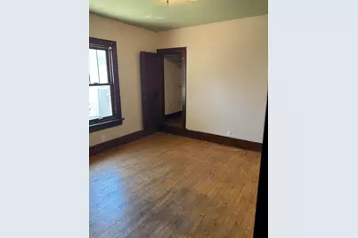 517 S Baird St, Green Bay, WI 54301 - Photo 6