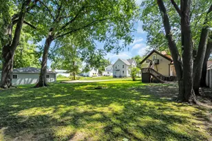 125 Edward St, Burlington, WI 53105 - Photo 38