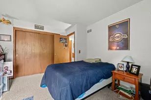 9224 N Fairy Chasm Ln, Brown Deer, WI 53223 - Photo 18