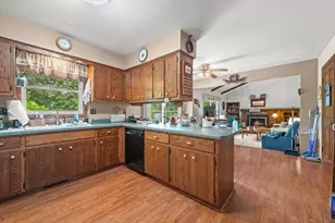 9224 N Fairy Chasm Ln, Brown Deer, WI 53223 - Photo 10