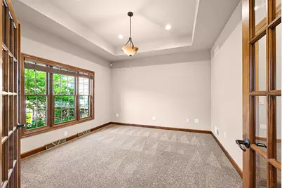 20110  Settlers Hollow Ln, New Berlin, WI 53146 - Photo 8