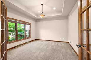 20110 Settler's Hollow Ln, New Berlin, WI 53146 - Photo 8