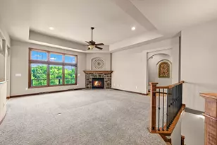 20110 Settler's Hollow Ln, New Berlin, WI 53146 - Photo 10