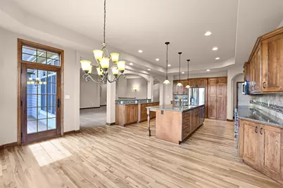 20110  Settlers Hollow Ln, New Berlin, WI 53146 - Photo 16