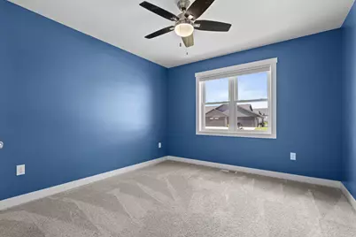 1315  Bridger Dr, Holmen, WI 54636 - Photo 18