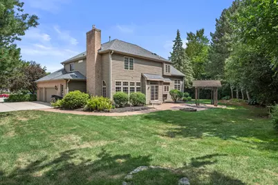 2245 S Foxglove Ct, New Berlin, WI 53151 - Photo 40