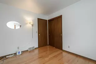 1527 N Holden St, Port Washington, WI 53074 - Photo 36