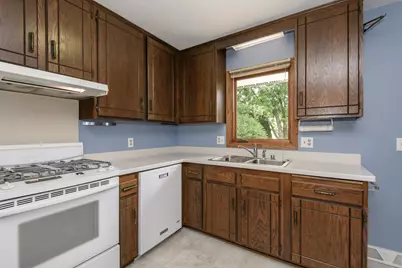 1527 N Holden St, Port Washington, WI 53074 - Photo 24