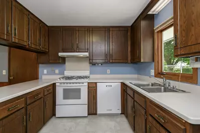 1527 N Holden St, Port Washington, WI 53074 - Photo 26