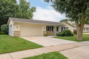 1527 N Holden St, Port Washington, WI 53074 - Photo 6