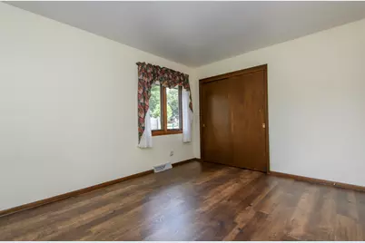 1527 N Holden St, Port Washington, WI 53074 - Photo 30