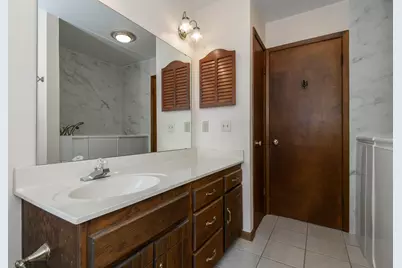 1527 N Holden St, Port Washington, WI 53074 - Photo 34