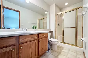 W141N9757 Knollcrest Cir, Germantown, WI 53022 - Photo 22