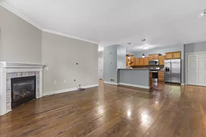 962  Bedford Ct #101, Racine, WI 53406 - Photo 6