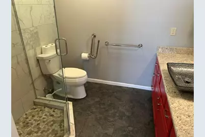 1111 N Sunnyslope Dr #204, Racine, WI 53406 - Photo 10