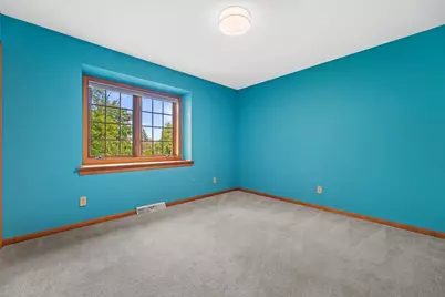 3450 S Sandalwood Dr, New Berlin, WI 53151 - Photo 26