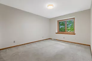3450 S Sandalwood Dr, New Berlin, WI 53151 - Photo 28