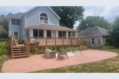 303 S Washington St, Lake Mills, WI 53551 - Photo 2