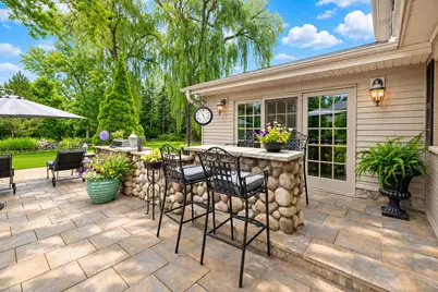 9516 N Apple Blossom Ln, Bayside, WI 53217 - Photo 2