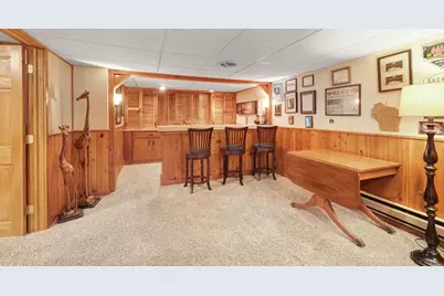 9516 N Apple Blossom Ln, Bayside, WI 53217 - Photo 30