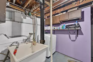 2542 Pinehurst Ave, Racine, WI 53403 - Photo 22