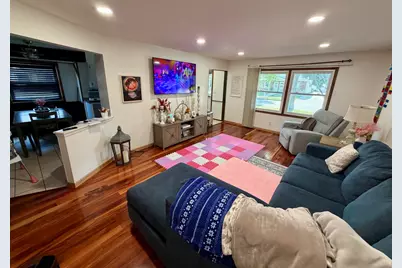 5270 S 26th St, Milwaukee, WI 53221 - Photo 2
