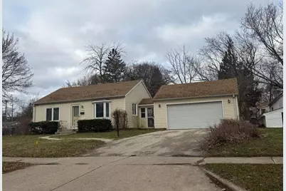 5643 N 66th St, Milwaukee, WI 53218 - Photo 2
