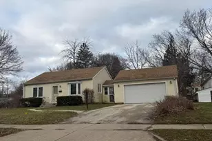 5643 N 66th St, Milwaukee, WI 53218 - Photo 2