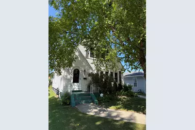 704  William St, Racine, WI 53402 - Photo 1