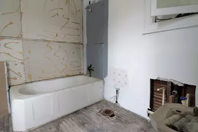 3221 W Michigan St, Milwaukee, WI 53208 - Photo 8