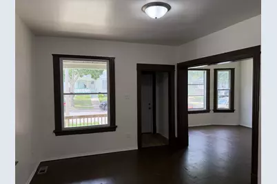 2226 S 30th St, Milwaukee, WI 53215 - Photo 16